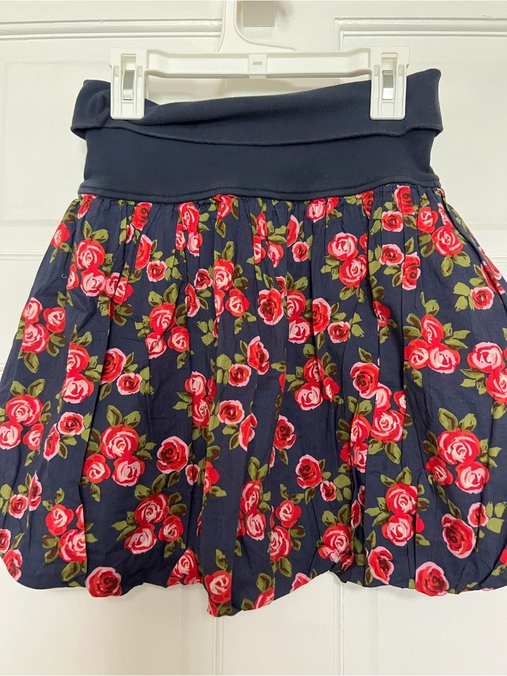 Mini Boden Navy Skirt with Red Rose Print